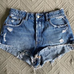 Zara Jean Shorts Distressed